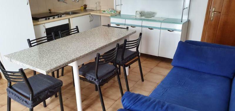 Casa Guastuglia Apartment กุบบีโอ ภายนอก รูปภาพ
